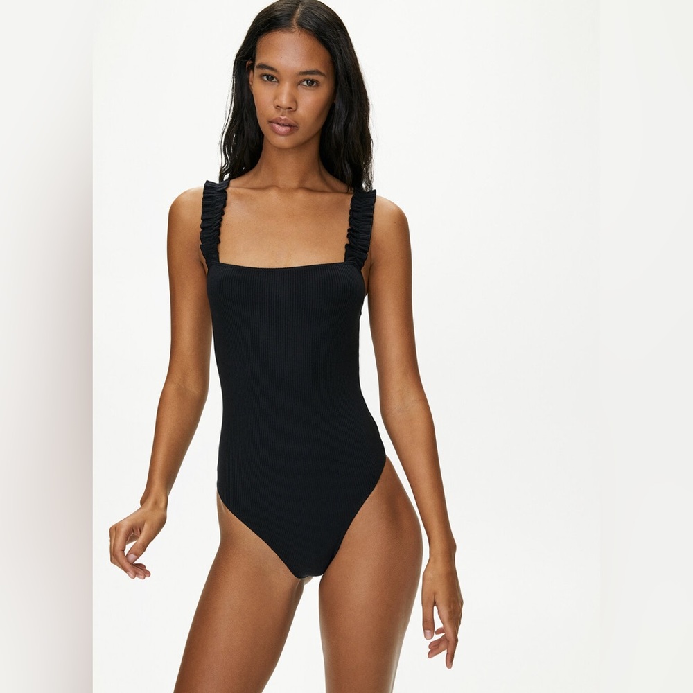 Aritzia Sunday Best Firecracker Bodysuit - Black | Ribbed tank top bodysuit